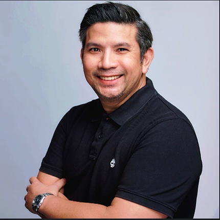 Poohmipat (Art) Sripukdee