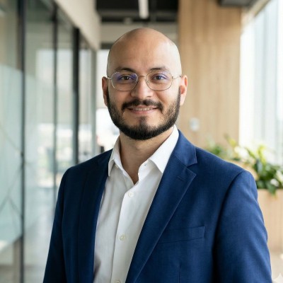 Saul Vazquez headshot