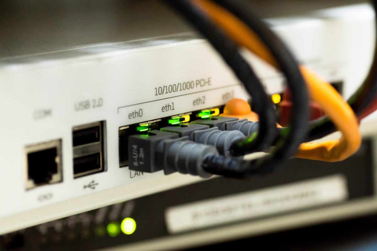 Three Approaches to Log in to Your Network Switch